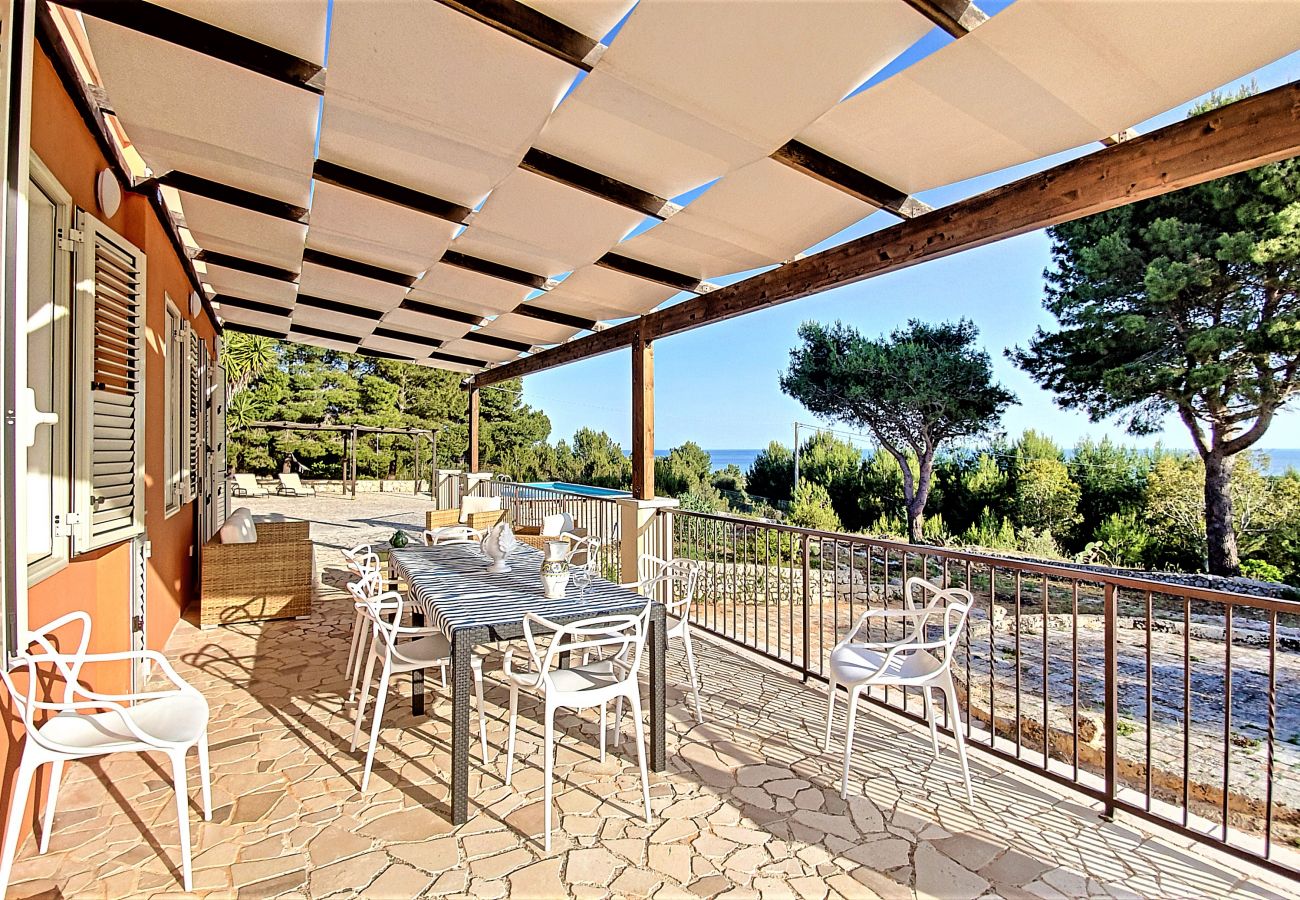 Villa in Torre Pali - Sea view pool villa w/ garden, 2km from sand