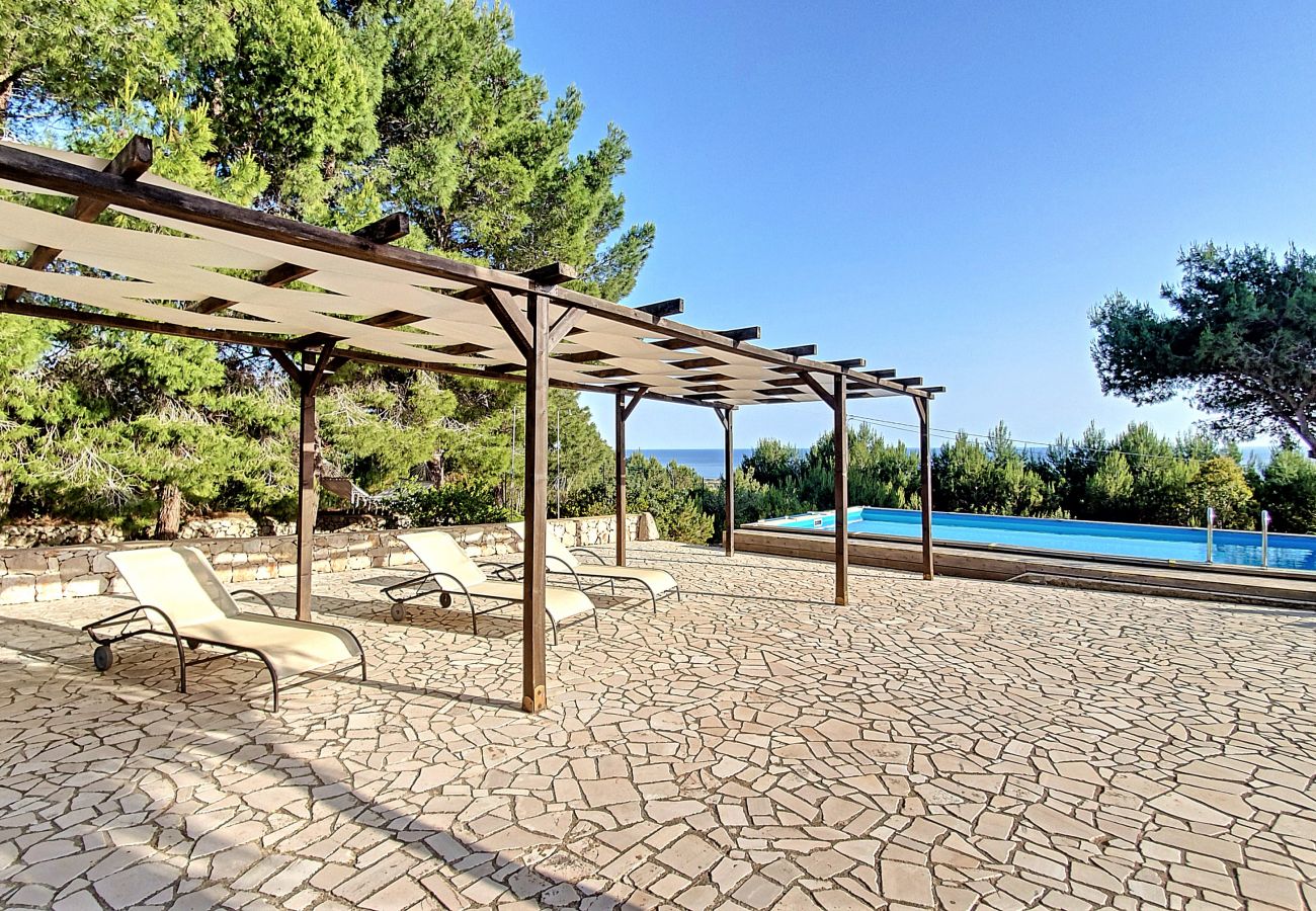 Villa in Torre Pali - Sea view pool villa w/ garden, 2km from sand