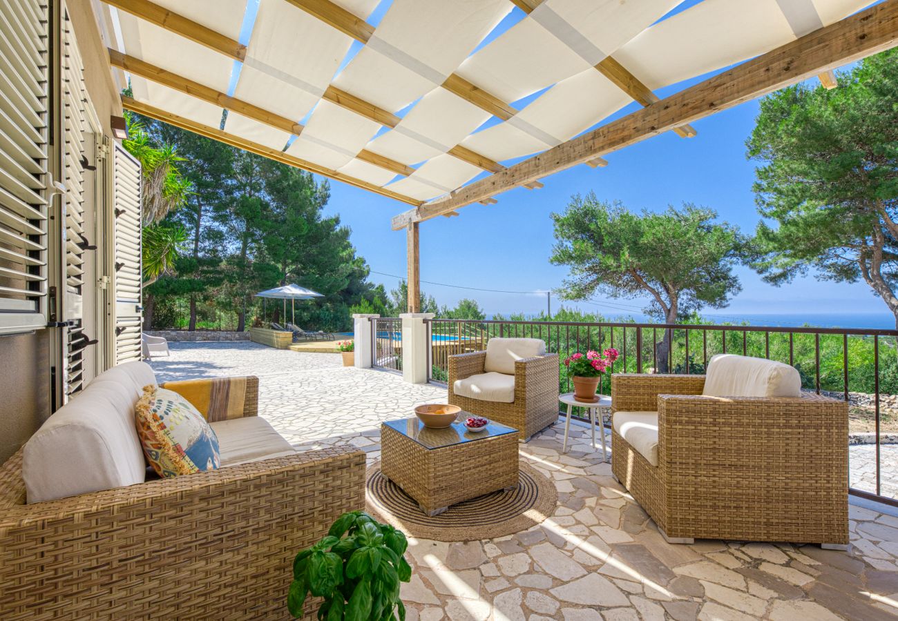 Villa in Torre Pali - Sea view pool villa w/ garden, 2km from sand