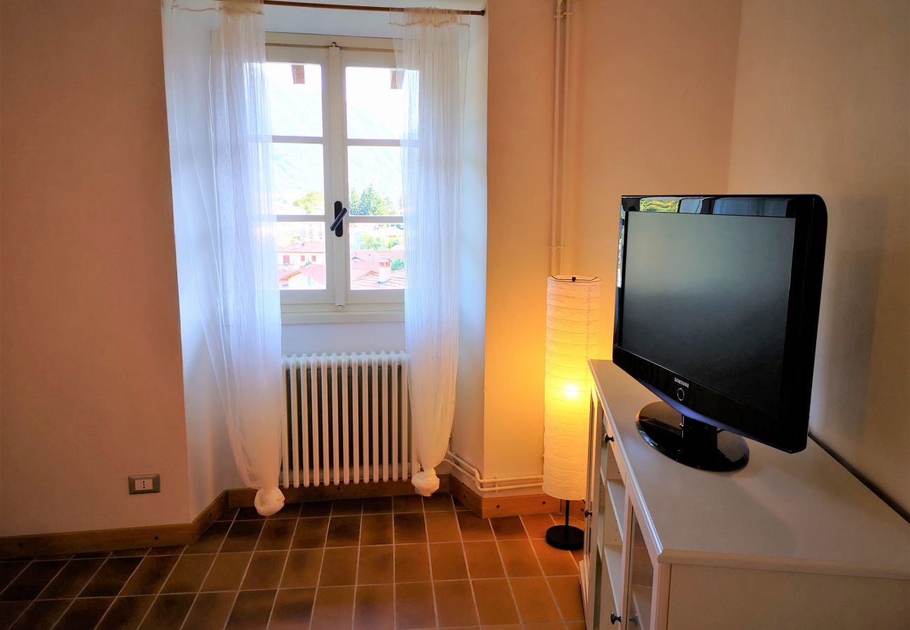 Apartment in Lenno - Bright apartment with lake view terrace, fast wifi