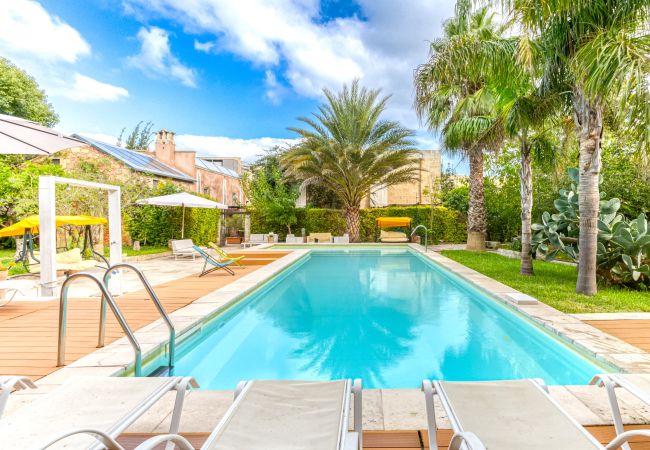 House in Patù - Historic house with pool and Mediterranean park (A)