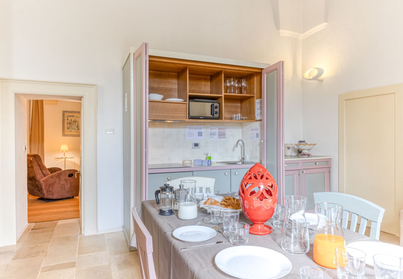 Villa in Patù - Charming residence with large pool and park