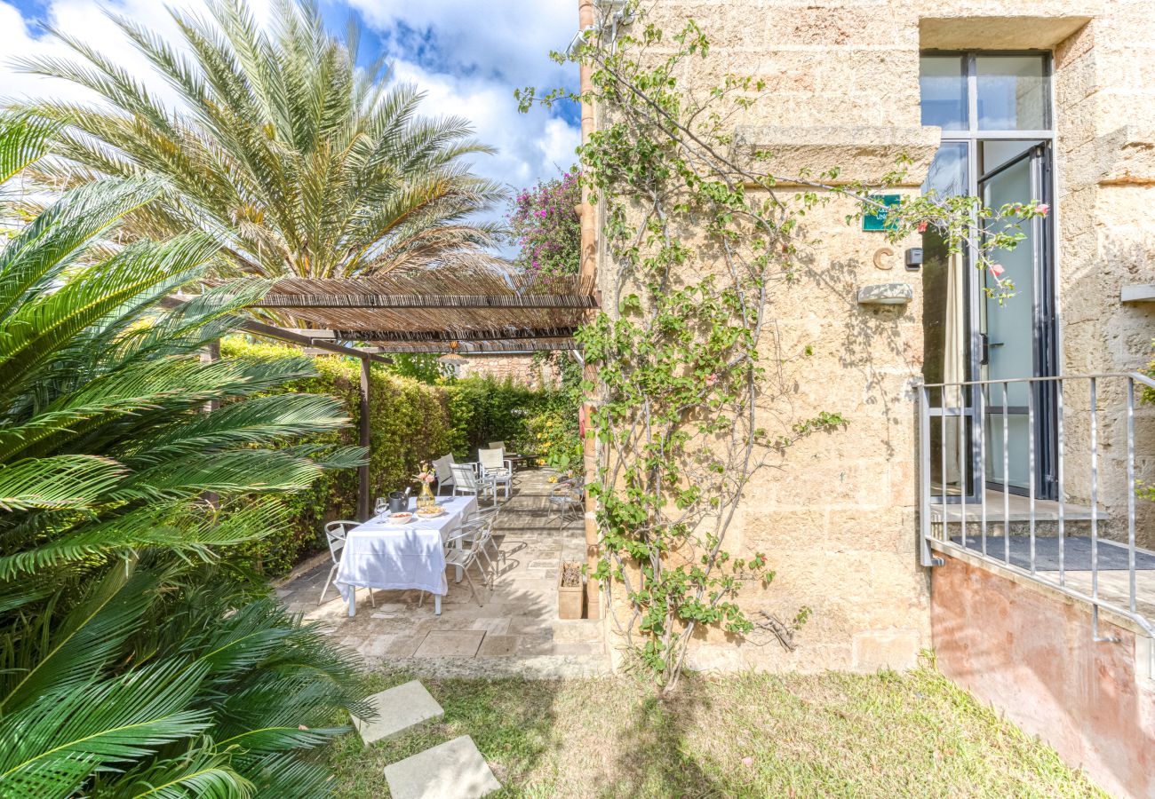 House in Patù - Pool house in the park, 7km from the sandy beaches (C)