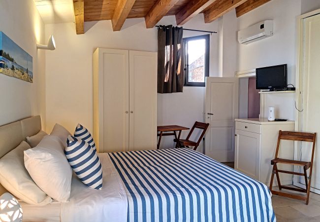Apartment in Patù - Nice studio with pool access and terrace (E)