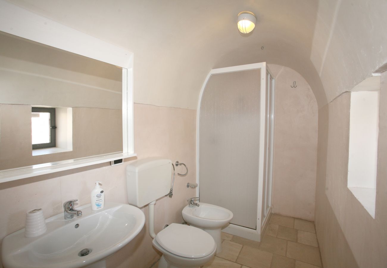 Apartment in Patù - Nice studio with pool access and terrace (E)