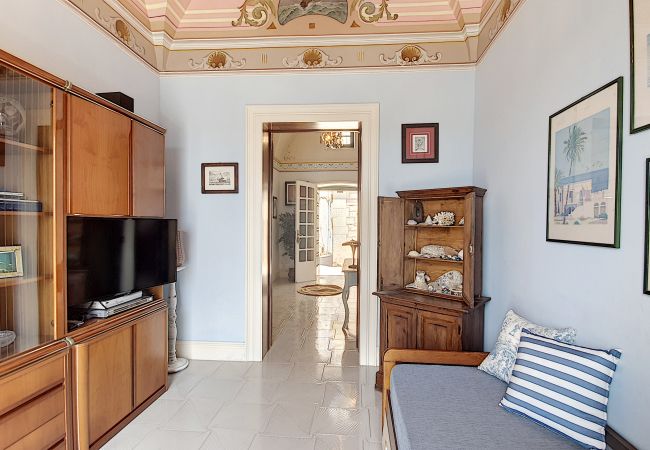 House in Castro - Outdoor jacuzzi in old town w/ fantastic sea view House in Castro - Outdoor jacuzzi in old town w/ fantastic sea view