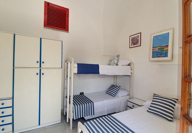 House in Castro - Outdoor jacuzzi in old town w/ fantastic sea view House in Castro - Outdoor jacuzzi in old town w/ fantastic sea view