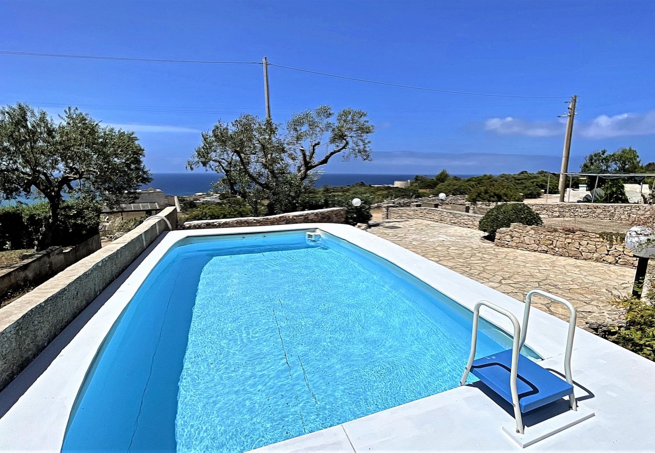 House in Marina di Felloniche - Stone house with private pool and sea view