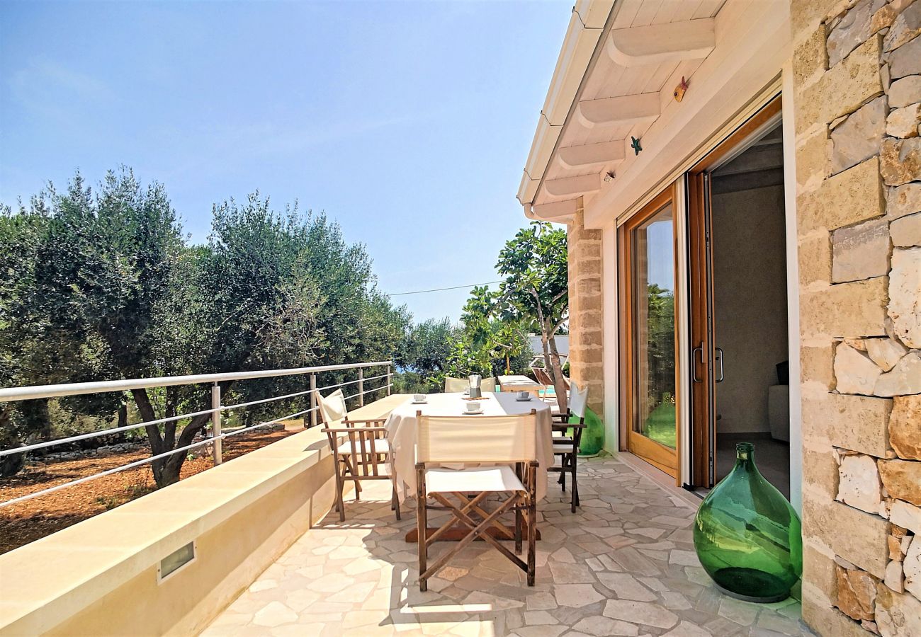 Villa in Leuca - Renovated estate w/ private pool 950m from the sea