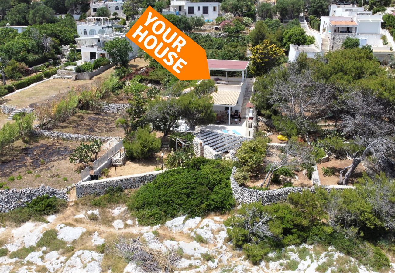 Villa in Marittima - Charming house w/ private sea access & jacuzzi