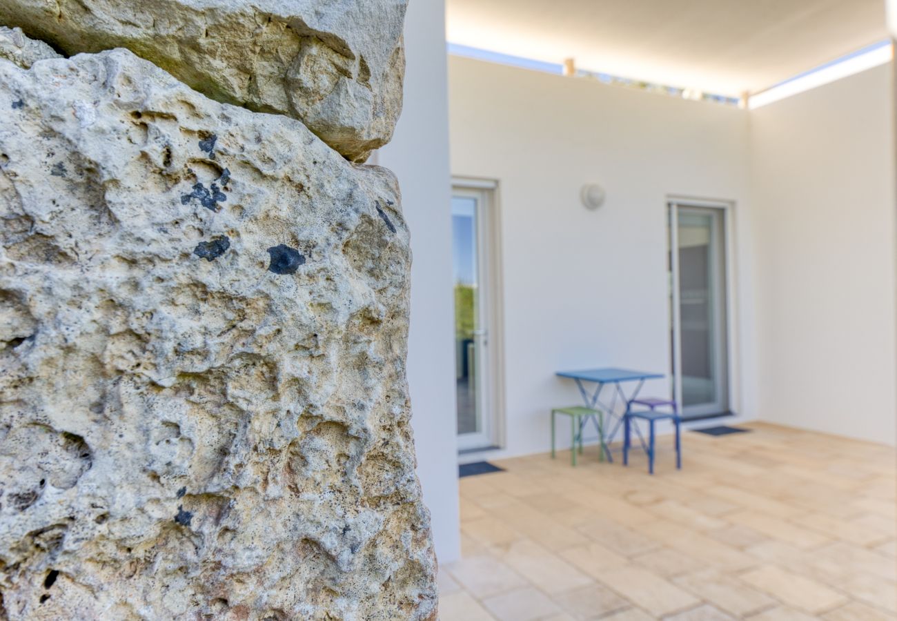 Villa in Torre Pali - Superb villa with pool and 180° sea view