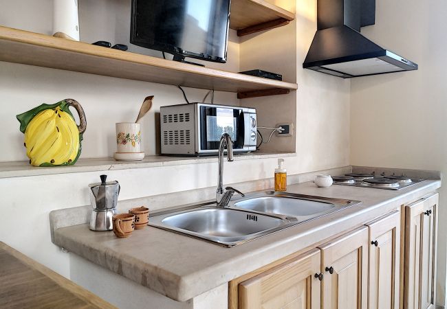 Studio in Patù - Studio with large pool in the picturesque town of Patù (F) Studio in Patù - Studio with large pool in the picturesque town of Patù (F)