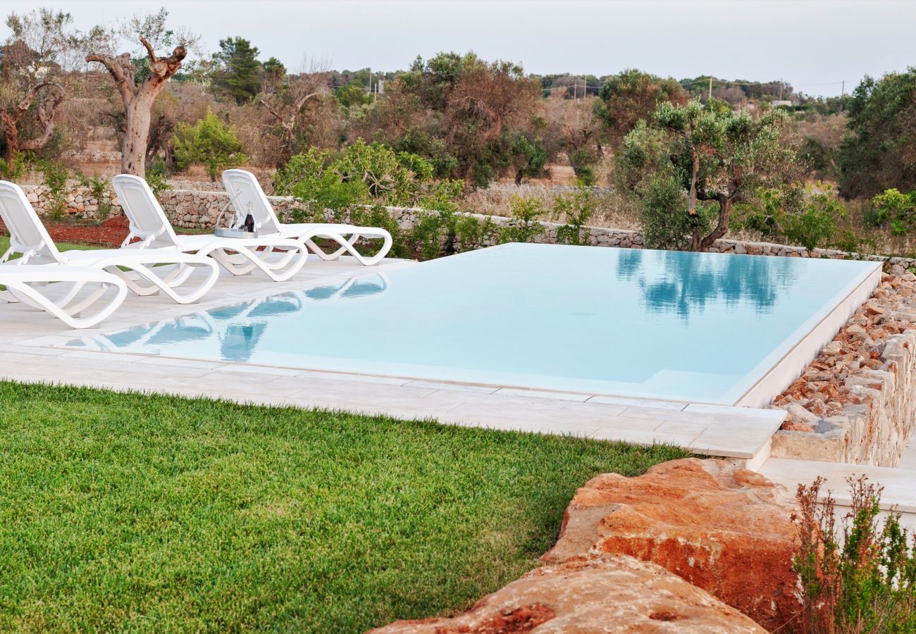 Villa in Pescoluse - Superior pool villa w/ huge garden