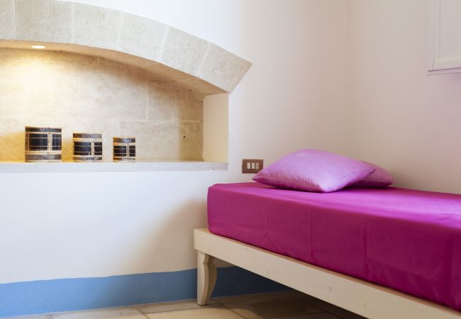 Villa in Pescoluse - Beach villa w/ heated whirlpool & amazing sea view Villa in Pescoluse - Beach villa w/ heated whirlpool & amazing sea view