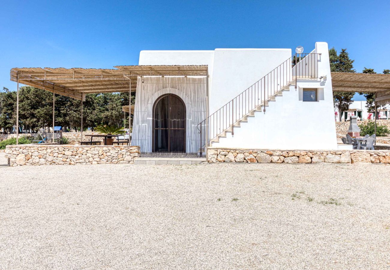 Villa in Lido Marini - Large villa (2 apt) with pool & rooftop jacuzzi