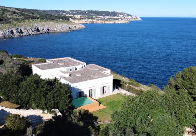 Villa in Castro - Breathtaking high end villa w/spectacular sea view