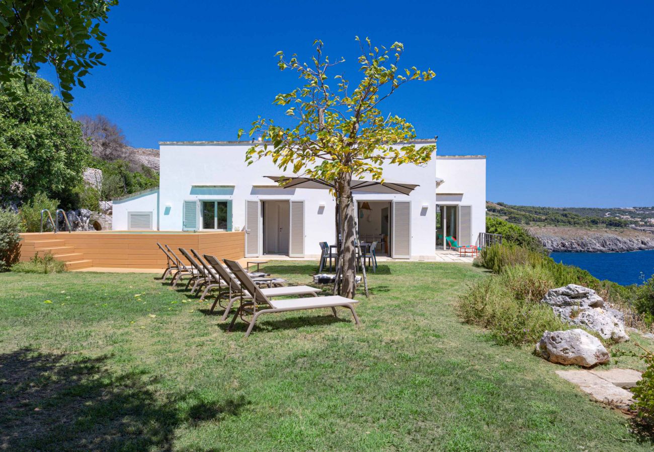 Villa in Castro - Breathtaking high end villa w/spectacular sea view