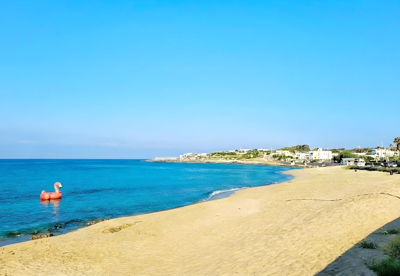 Villa in Marina di Felloniche - 5-star dream villa, beach access, pool, jacuzzi