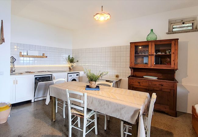 House in Corsano - Sea access & hot outdoor whirlpool at stone villa House in Corsano - Sea access & hot outdoor whirlpool at stone villa