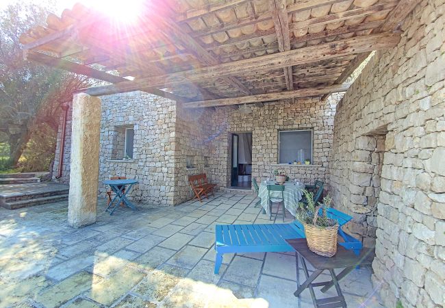 House in Corsano - Sea access & hot outdoor whirlpool at stone villa House in Corsano - Sea access & hot outdoor whirlpool at stone villa