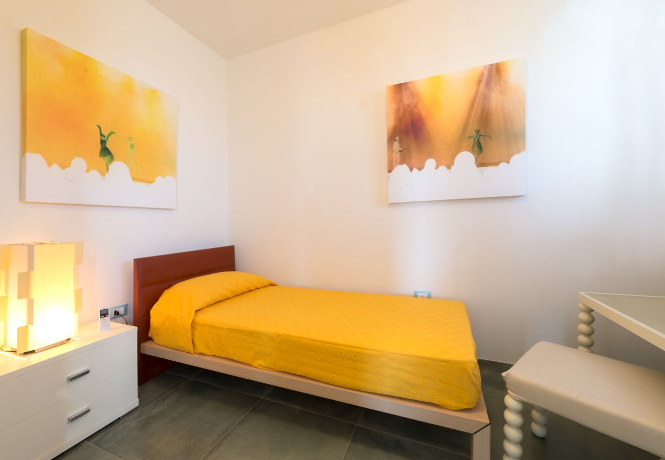 Villa in Torre Pali - Pool villa near the beaches w/ fantastic sea view