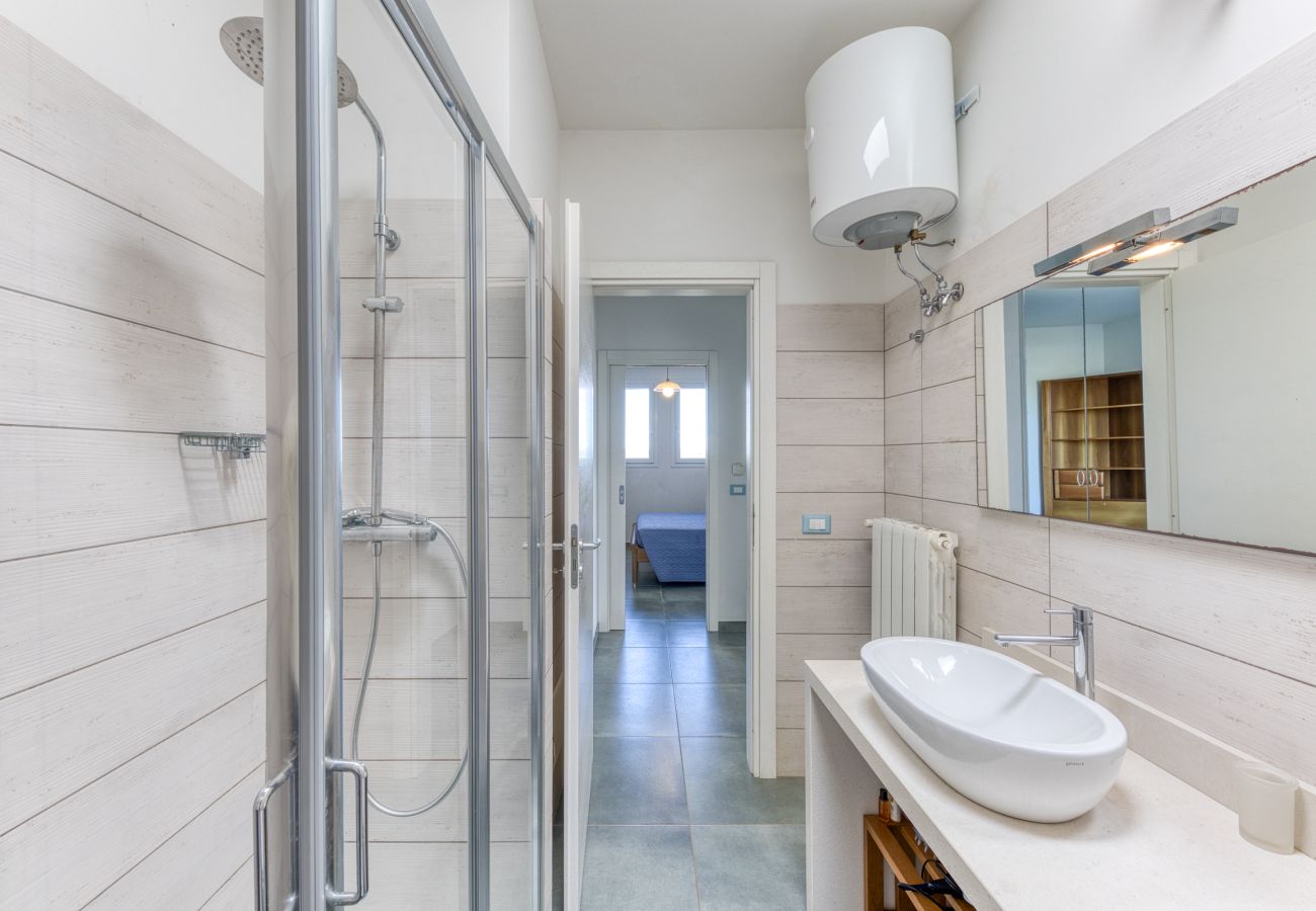 Villa in Torre Pali - Pool villa near the beaches w/ fantastic sea view