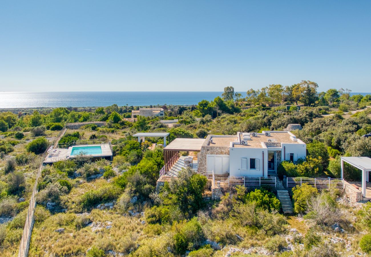Villa in Torre Pali - Pool villa near the beaches w/ fantastic sea view