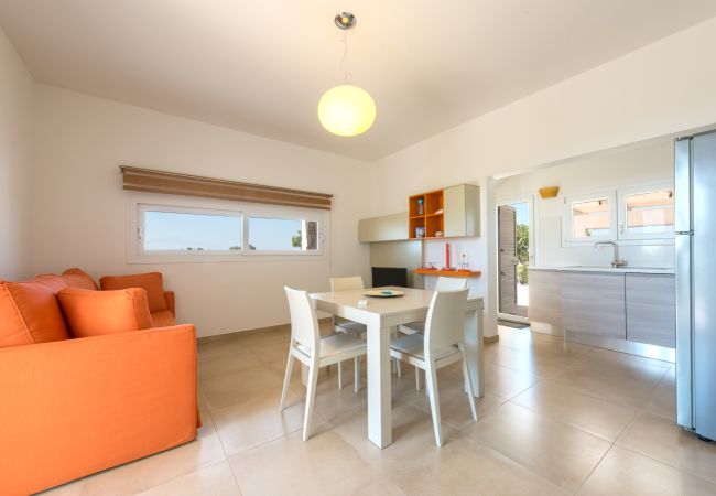 Villa in Torre Pali - Modern villa with plunge pool near the beaches Villa in Torre Pali - Modern villa with plunge pool near the beaches