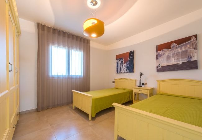 Villa in Torre Pali - Modern villa with plunge pool near the beaches Villa in Torre Pali - Modern villa with plunge pool near the beaches