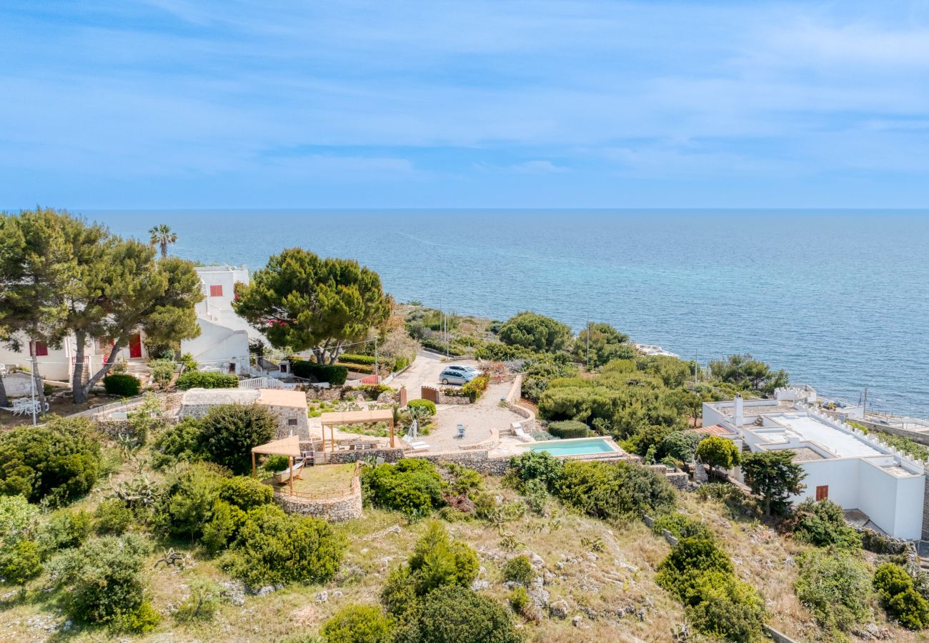 Villa in Torre Vado - Sunset view, infinity pool, little stone house