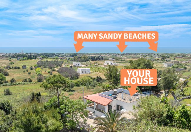 Villa in Pescoluse - Quiet country house with sea view and garden Villa in Pescoluse - Quiet country house with sea view and garden