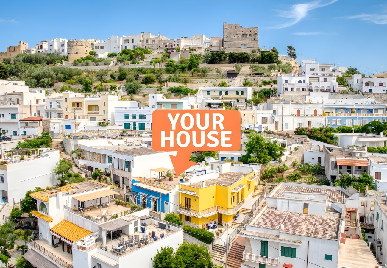 Villa in Castro - Cozy pool house with view, 3 min walk to sea