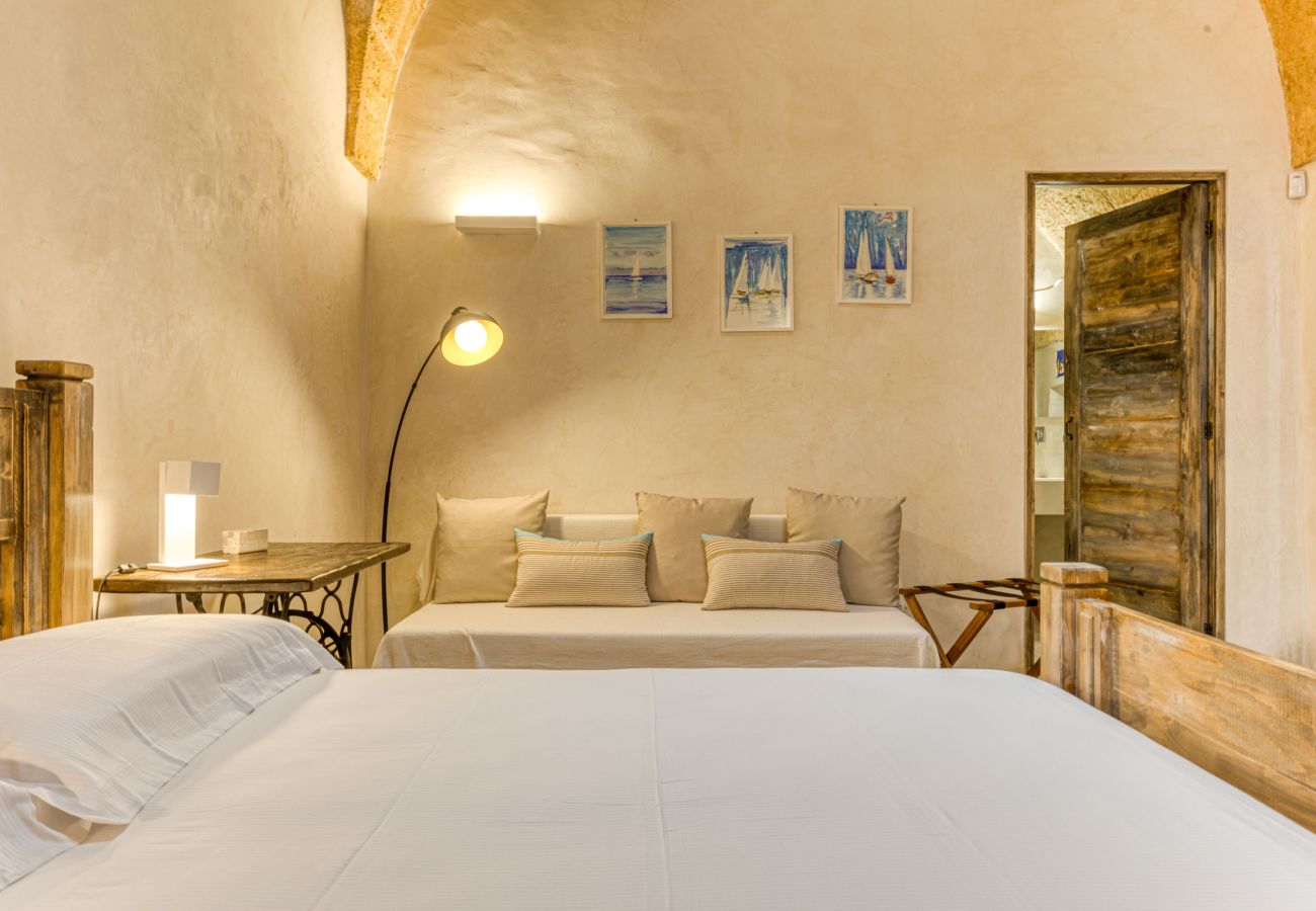 Villa in Salve - Entire house with private pool 5km from the sea
