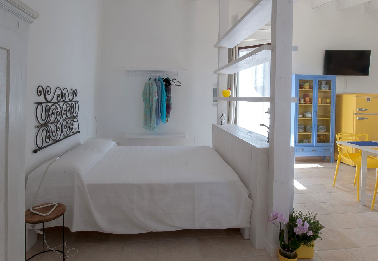 Villa in Salve - Entire house with private pool 5km from the sea