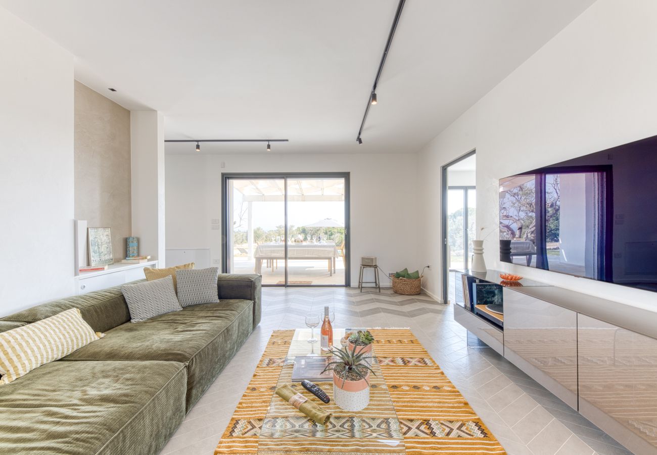 Villa in Leuca - Fabulous modern villa on 3 levels, pool & sea view