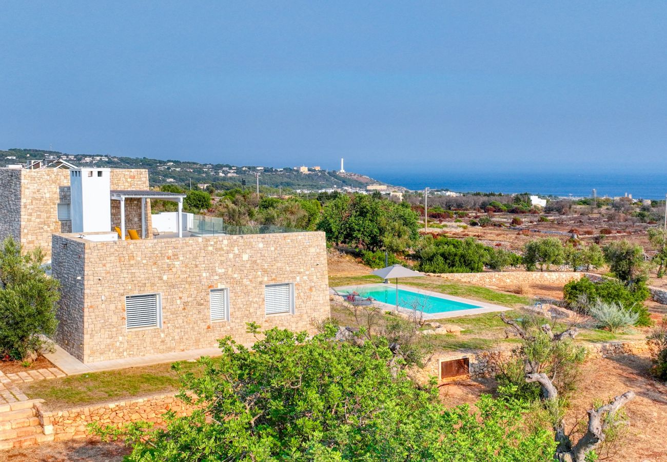 Villa in Leuca - Fabulous modern villa on 3 levels, pool & sea view