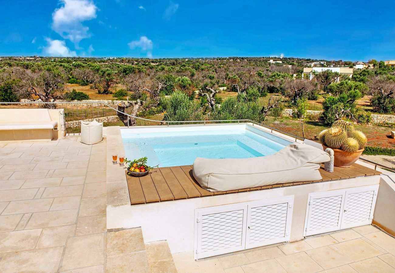 Villa in Leuca - Modern 2-unit villa with heated pool and seaview