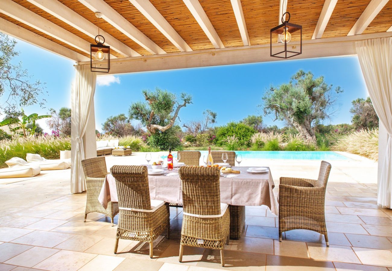 Villa in Leuca - Modern 2-unit villa with heated pool and seaview