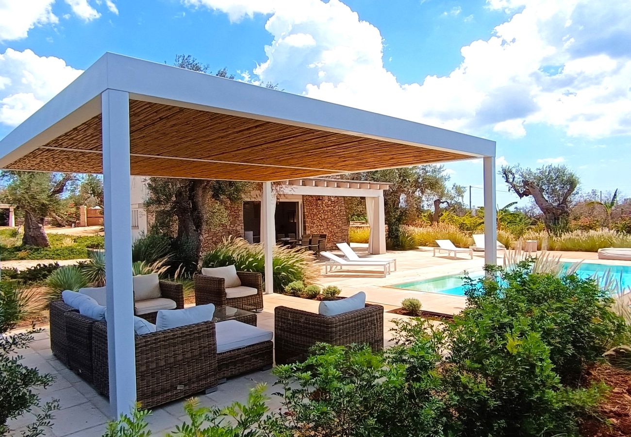 Villa in Leuca - Modern 2-unit villa with heated pool and seaview
