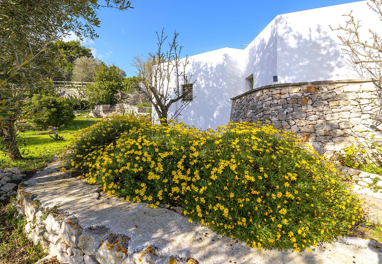 Villa in Ostuni - Cozy country house with little pool & garden