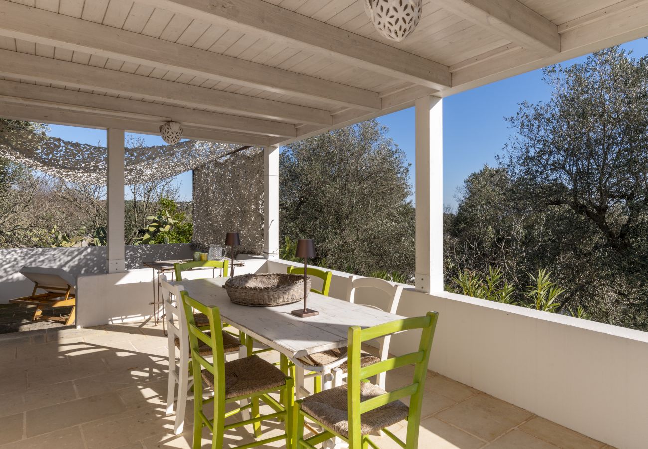 Trullo in Ostuni - Intimate trullo with little pool and garden