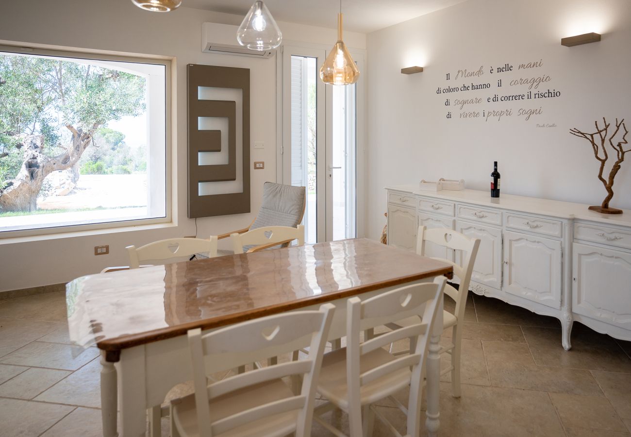 Villa in Torre Vado - Whole 3-unit estate, pool, garden, sea view