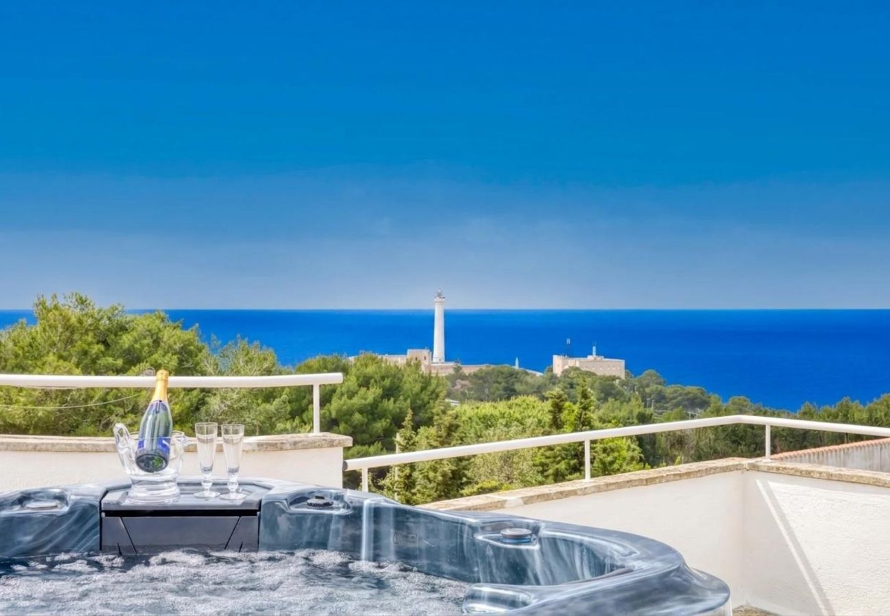 House in Leuca - Cozy house with sea view and outdoor jacuzzi