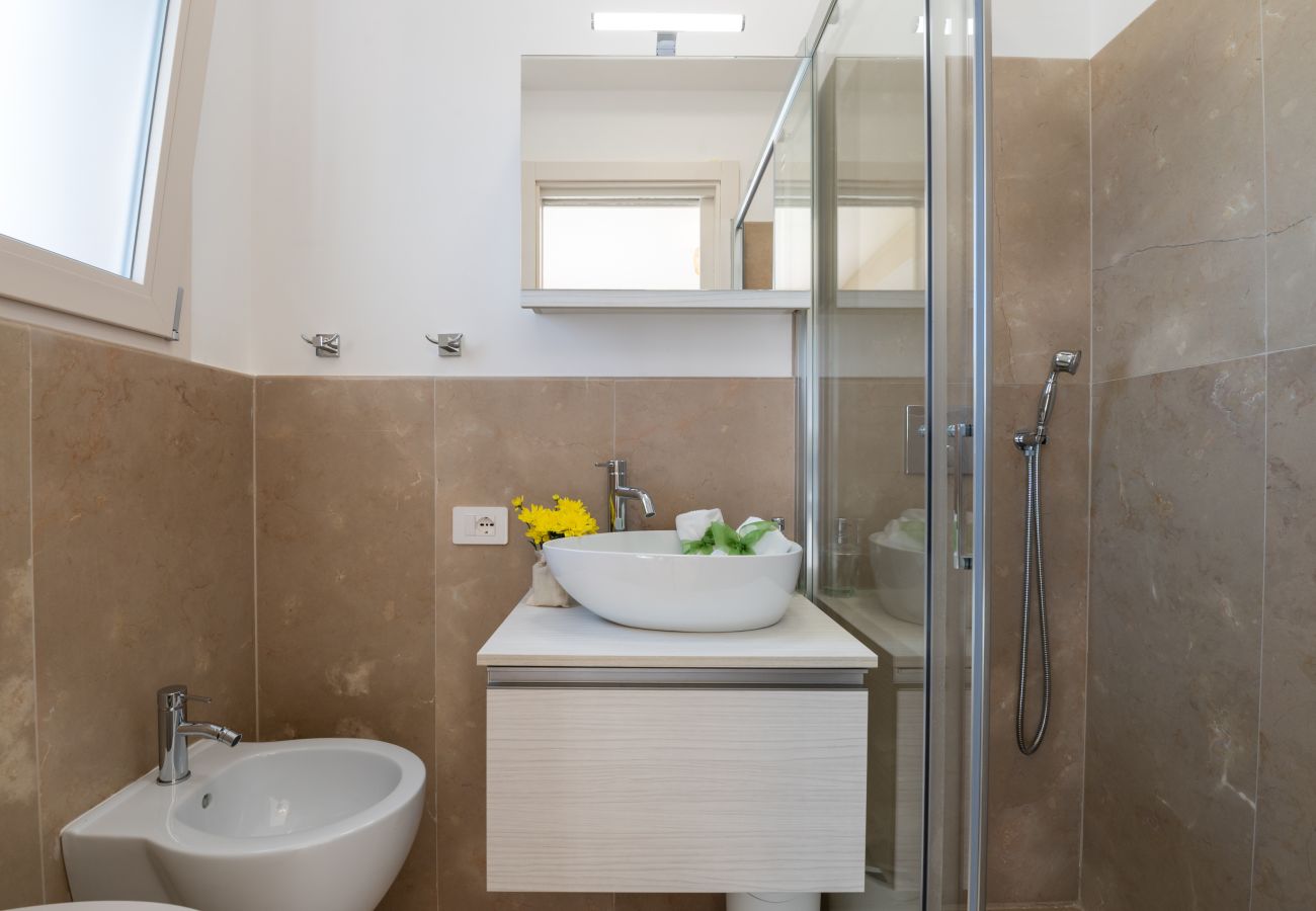 Villa in Torre Pali - High-end pool villa on 2 levels with sea view
