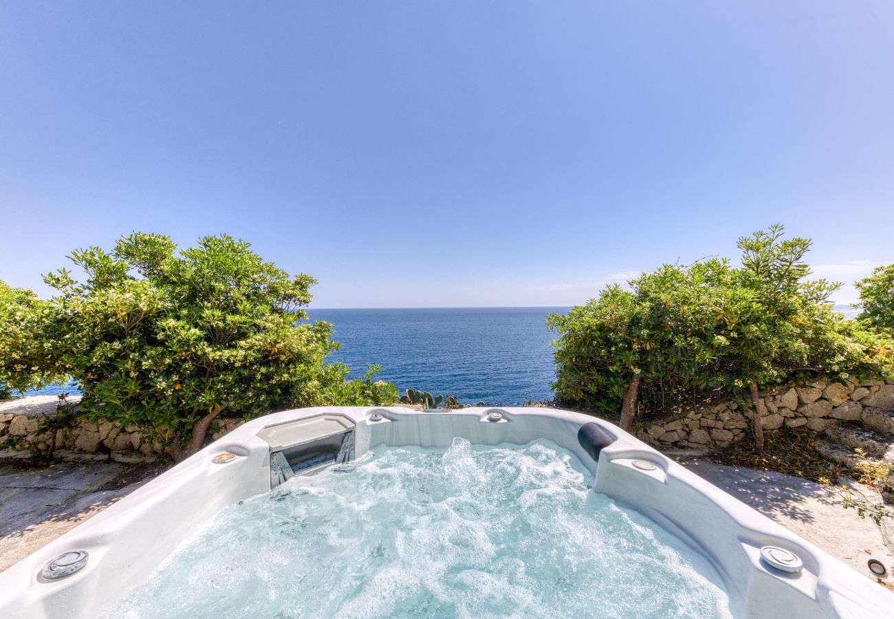 Villa in Castro - Breathtaking whirlpool villa&office w/ sea access (house B)