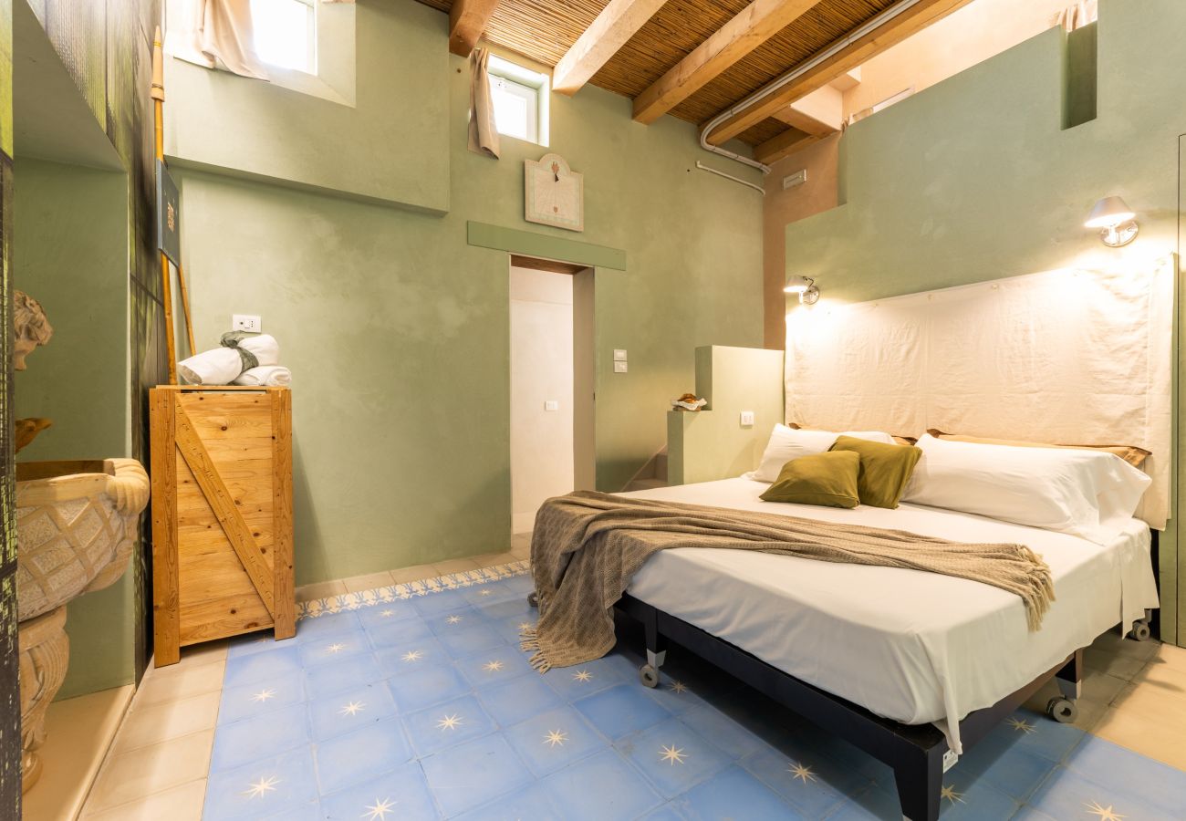 Villa in Gallipoli - Ultra-Lux Tower Villa: Dual Pools, Near Beaches