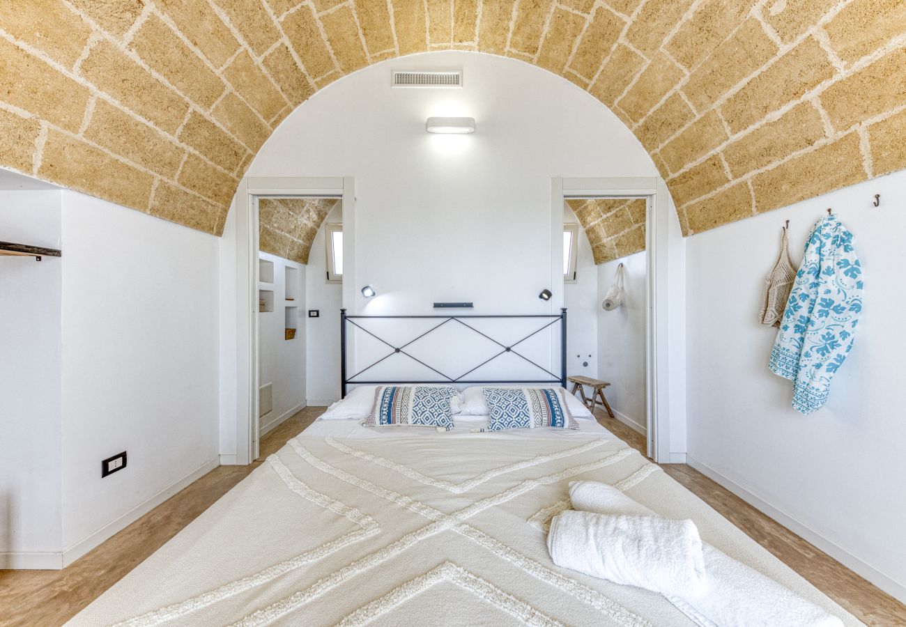 Villa in Pescoluse - Lovely Villa w/ Pool & Garden, close to beaches