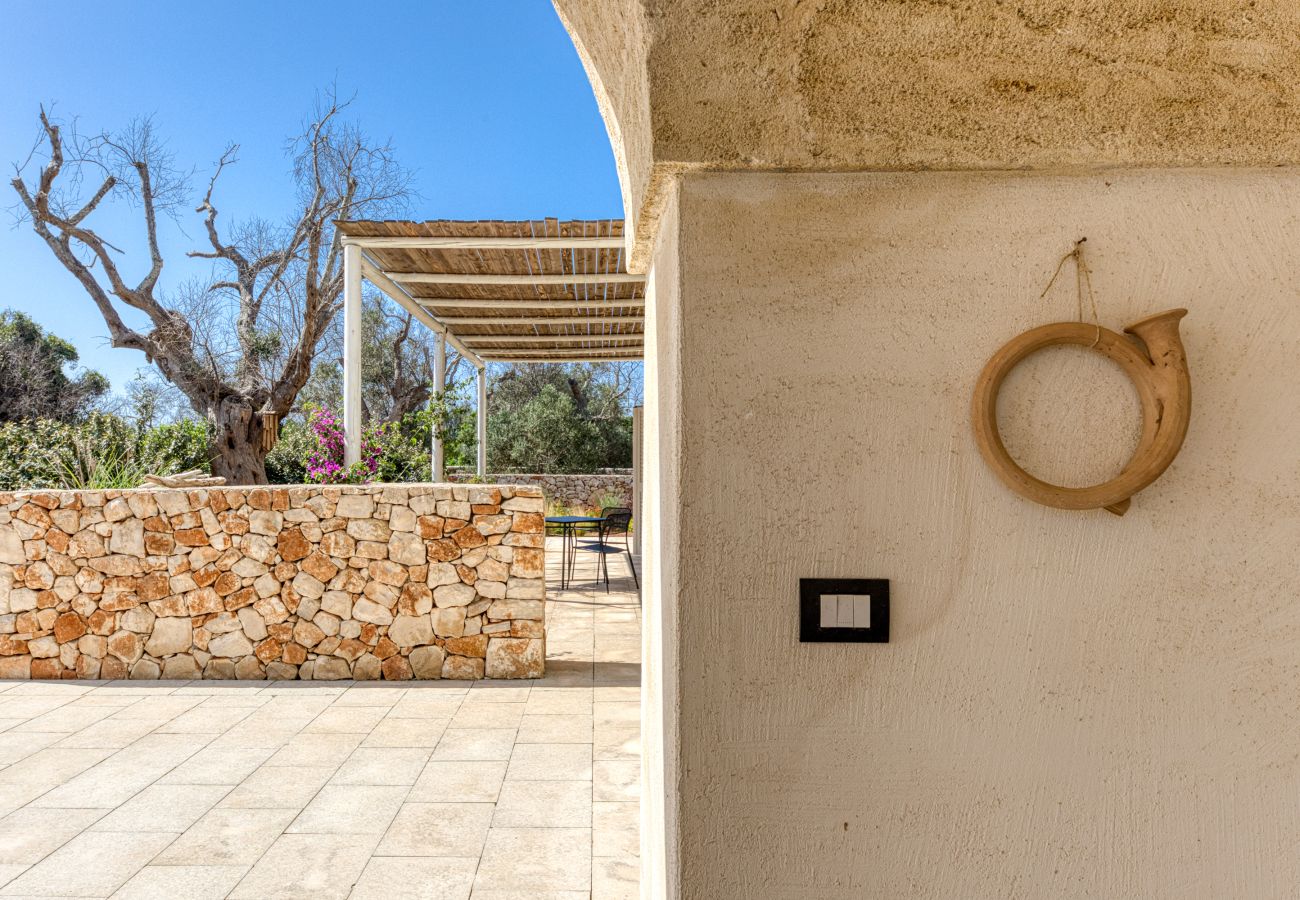 Villa in Pescoluse - Lovely Villa w/ Pool & Garden, close to beaches