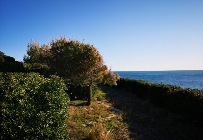 Maison à Leuca - Villa avec accès direct mer et vue exceptionnelle Maison à Leuca - Villa avec accès direct mer et vue exceptionnelle