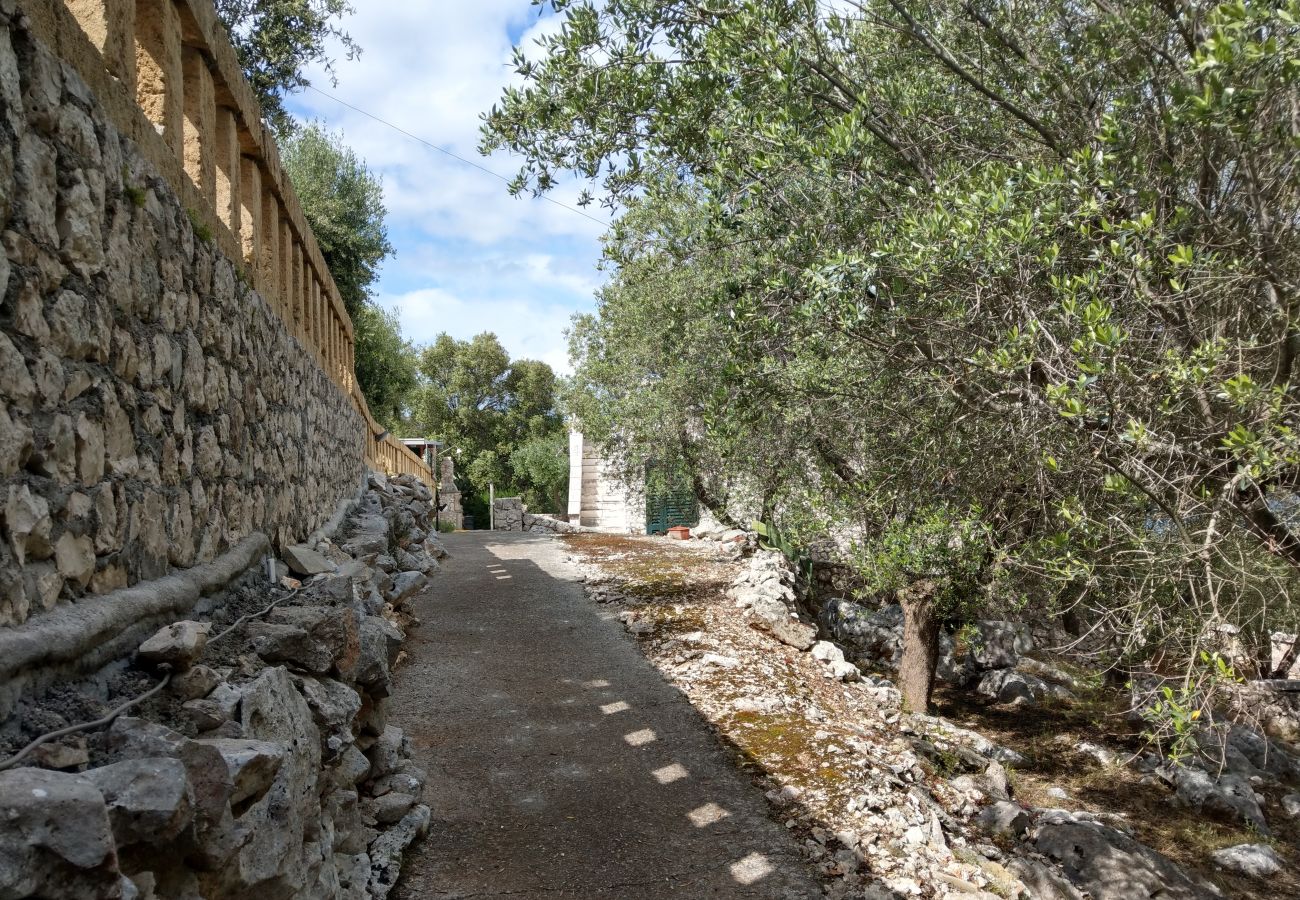 Villa à Andrano - Entière maison avec 2 appartements et vue mer 180°